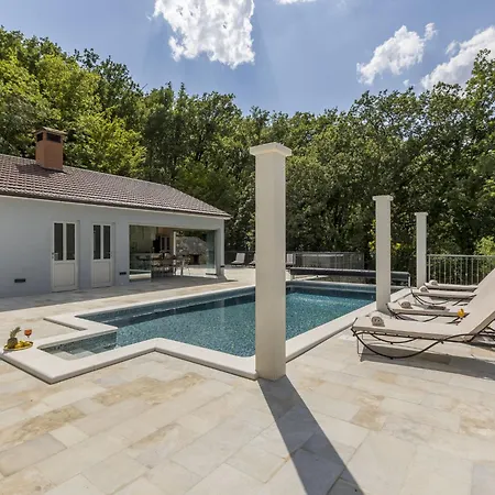 Villa Greystone By Interhome *