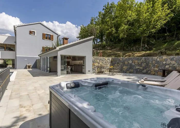 Villa Greystone By Interhome Zvečanje